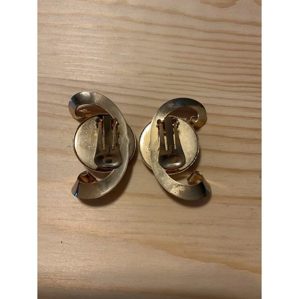 Vintage Clip-On Earrings Gold Swirl Design Unique Retro Style